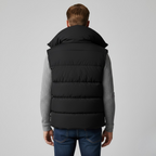 Gilet imbottito con collo alto isolante