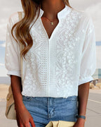 Amelie Blusa Donna – Scollo a V, Maniche a Sbuffo & Dettagli in Pizzo Elegante