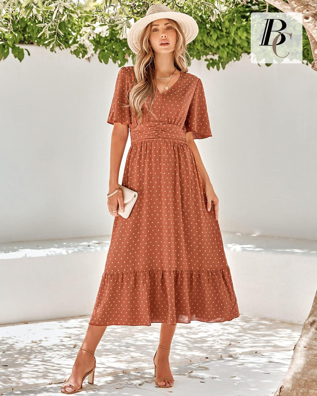 Camilla Robe Maxi Bohème pour Femme – Robe Élégante Swiss Dot avec Col en V