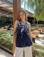 Pull Femme Valeria – Col V, Fronces Latérales, Tunique Décontractée Élégante