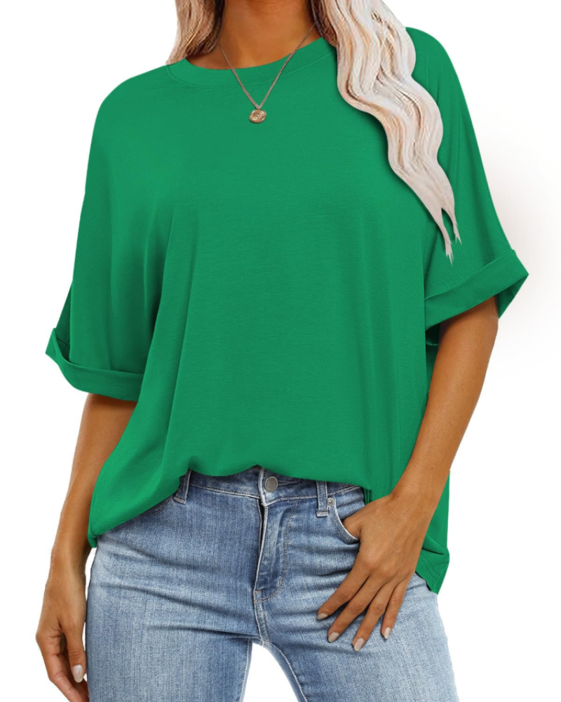 Nora T-Shirt Γυναικείο – Oversize Τοπ με Στρογγυλή Λαιμόκοψη, Κοντά Μανίκια & Άνετη Γραμμή