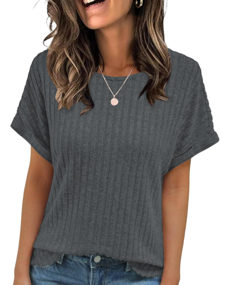 Γυναικείο T-Shirt Clara – Ριμπ Τοπ με Στρογγυλή Λαιμόκοψη, Κοντά Μανίκια & Ευέλικτη Εφαρμογή