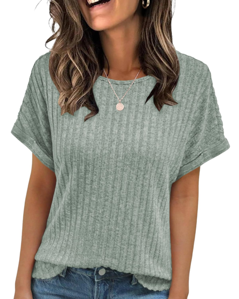 Γυναικείο T-Shirt Clara – Ριμπ Τοπ με Στρογγυλή Λαιμόκοψη, Κοντά Μανίκια & Ευέλικτη Εφαρμογή