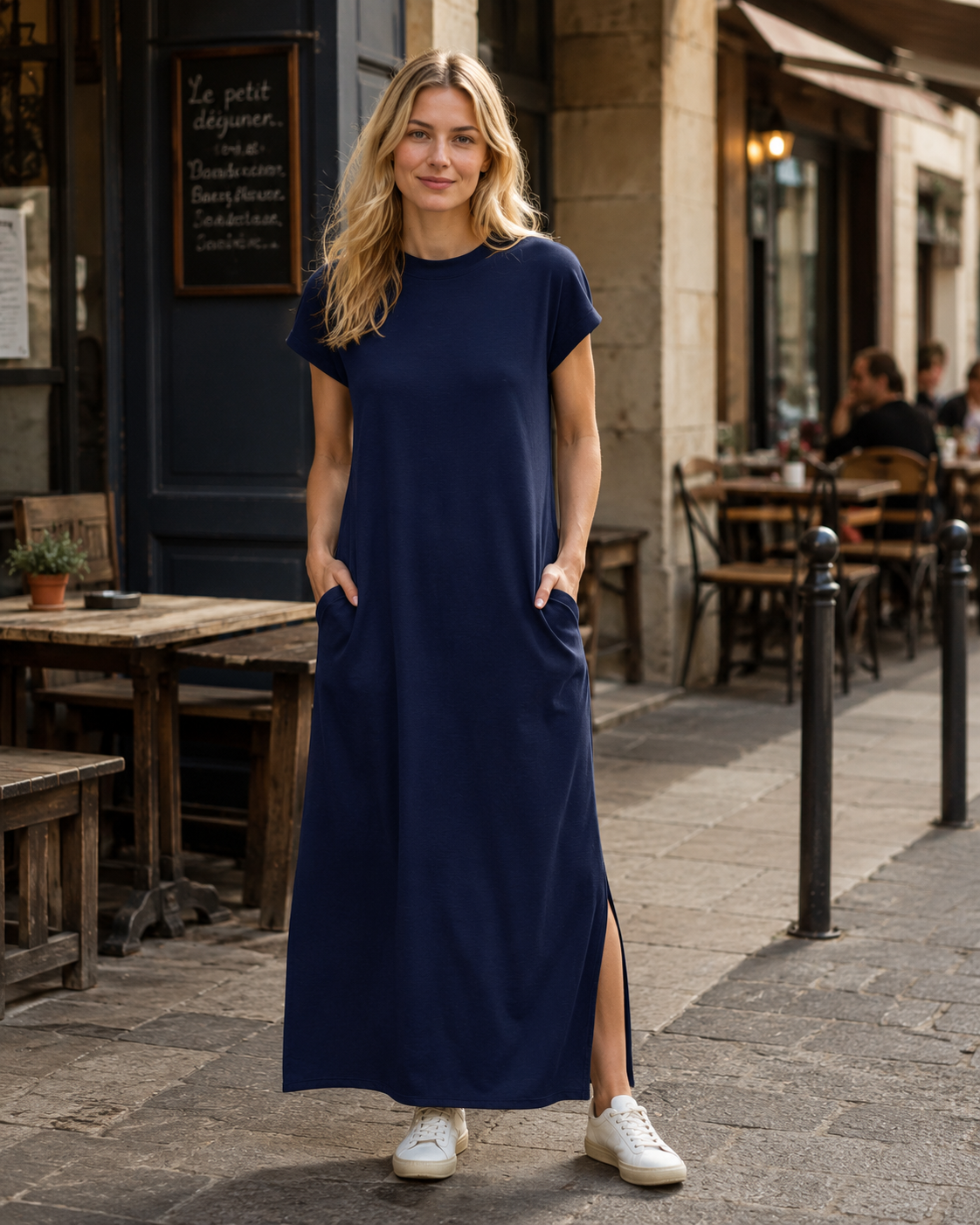 Vestido largo para mujer Maya – Cuello alto, abertura lateral, bolsillos y tejido transpirable