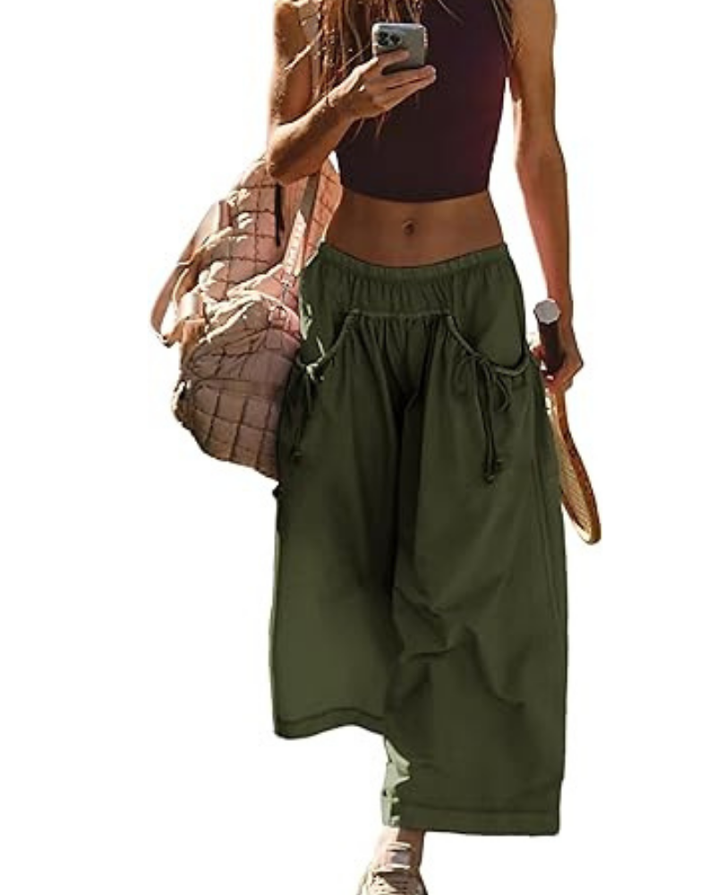 Lauren Women’s Sporty Trousers – Wide Leg, High Waist & Ruched Pockets