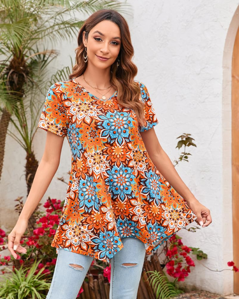 Túnica de mujer Tabitha – Escote en V, bajo asimétrico, estampado floral y mangas cortas