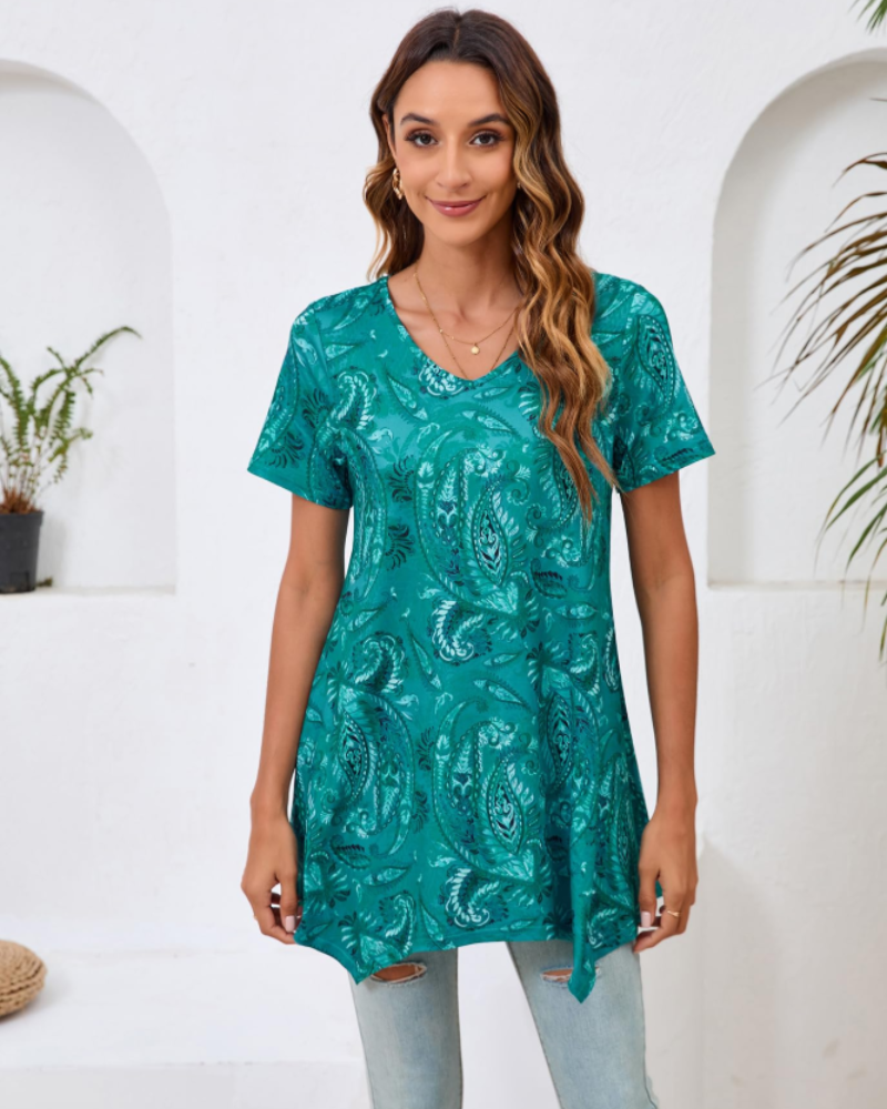 Túnica de mujer Tabitha – Escote en V, bajo asimétrico, estampado floral y mangas cortas