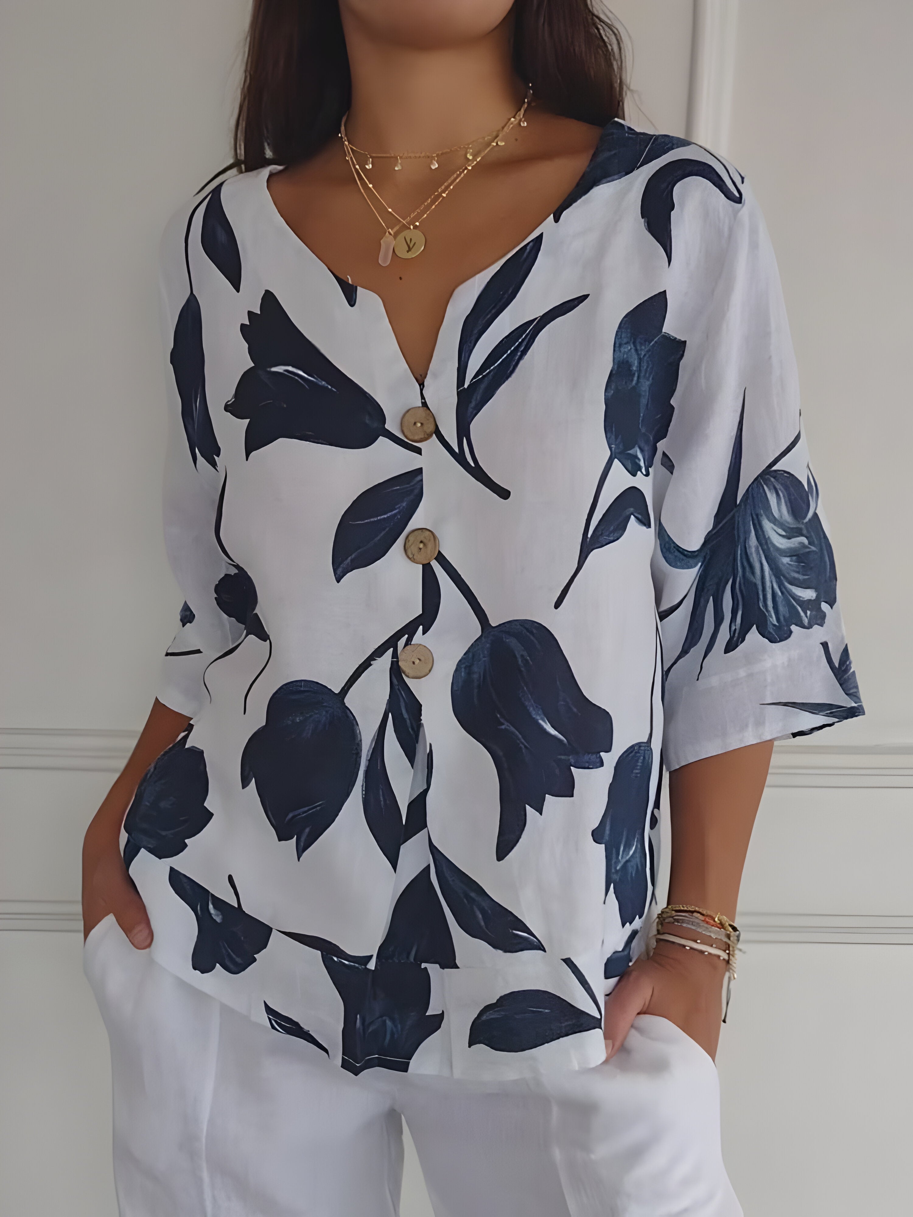 Isaliel Blusa Donna – Scollo V, Tessuto Traspirante & Vestibilità Fluida Elegante