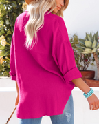 Dámská halenka Sienna – oversize košile z bavlny s výstřihem do V, knoflíky a kapsou