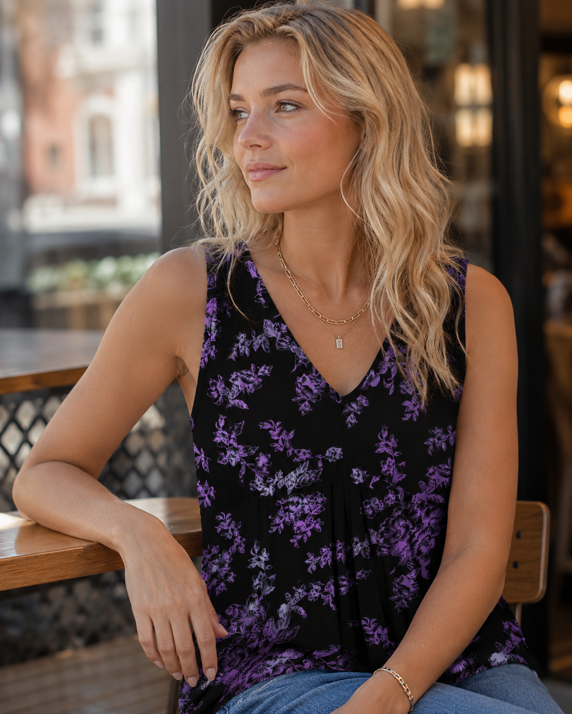 Sophie Canotta Donna Tencede – Top Floreale con Scollo a V e Vestibilità Morbida