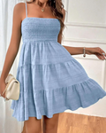 Avery Vestido mini para mujer – Tirantes finos, cintura fruncida y falda acampanada