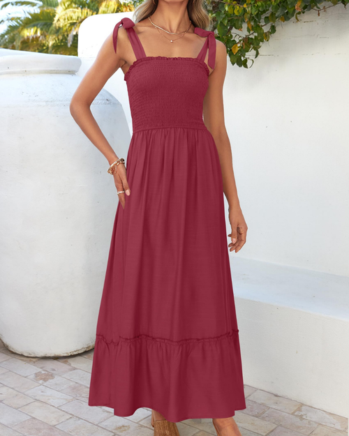 Amelia Damenkleid – Boho-Blumenkleid mit gebundenen Trägern, gerafftem Oberteil und Stufenrock