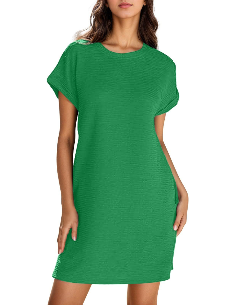 Chloe Elegant Damevest – Mini Kjole med Lommer, Høy Midje, Korte Ermer og Plus Size Passform