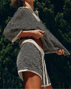 Greer Set Woman in Knitwear – Oversized V-Neck Top and High-Waisted Shorts with Drawstring