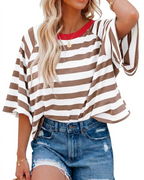 Mila T-Shirt Γυναικεία – Oversize Τοπ με Ρίγες, Στρογγυλή Λαιμόκοψη & Κοντά Μανίκια