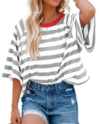 Mila T-Shirt Γυναικεία – Oversize Τοπ με Ρίγες, Στρογγυλή Λαιμόκοψη & Κοντά Μανίκια