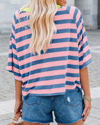 Mila T-Shirt Γυναικεία – Oversize Τοπ με Ρίγες, Στρογγυλή Λαιμόκοψη & Κοντά Μανίκια