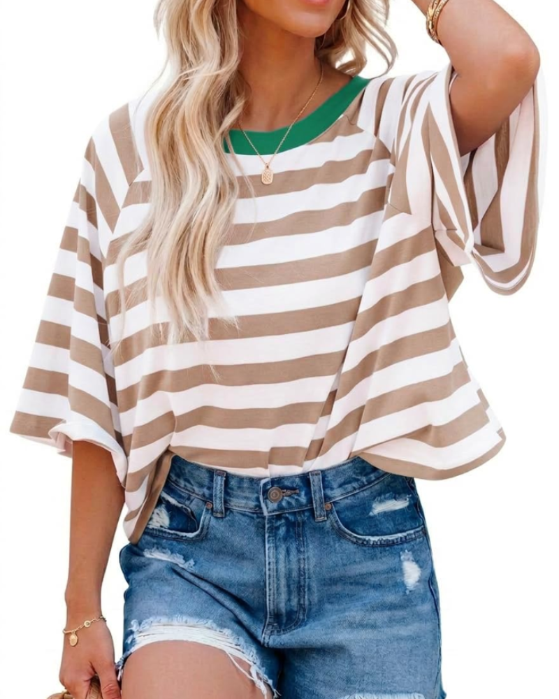 Mila T-Shirt Γυναικεία – Oversize Τοπ με Ρίγες, Στρογγυλή Λαιμόκοψη & Κοντά Μανίκια